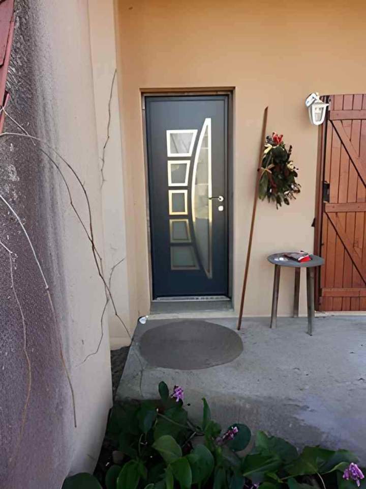 Remplacement porte d'entrée Castres