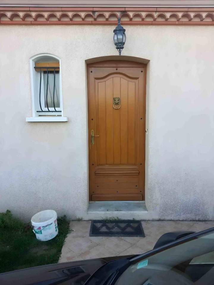 Avant changement porte Castres